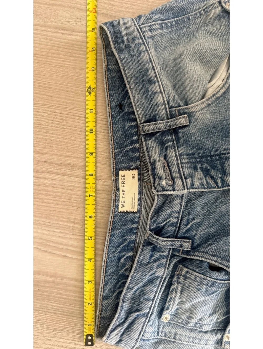 Free People We The Free Good Luck Mid-Rise Barrel Jeans Size 30 Blue distressed